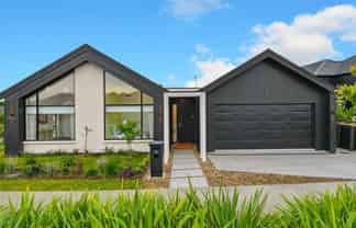 10 Walter Lawry Road, Paerata