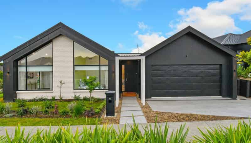 10 Walter Lawry Road, Paerata