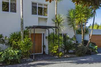 469 State Highway 14, Maunu