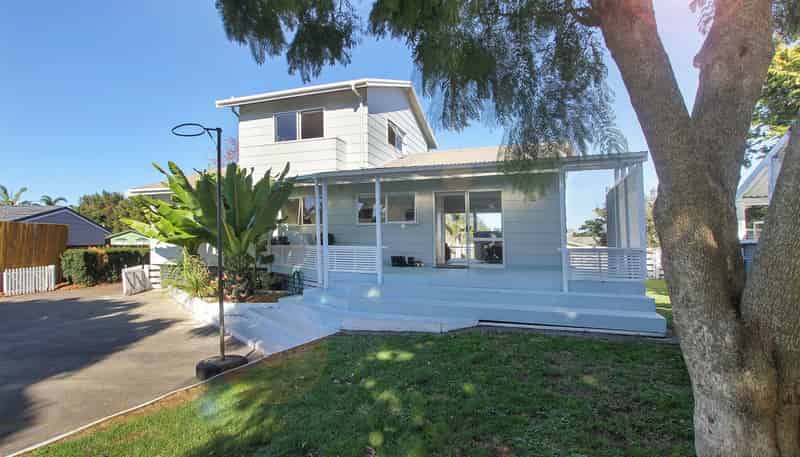 15 Taihiki Road, Clarks Beach