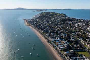 An Exclusive Auckland Waterfront Opportunity
