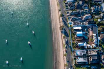 41 - 42 The Parade, Bucklands Beach