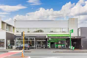 Prime Epsom Location - A Must See 