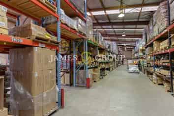 Heavy Wiri Warehouse Could Be Yours!