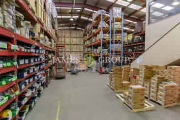 Heavy Wiri Warehouse Could Be Yours!
