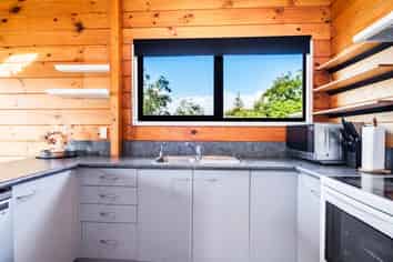 15 Ascot Avenue, Kamo