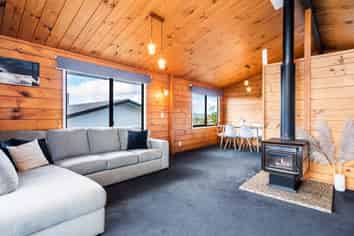 15 Ascot Avenue, Kamo