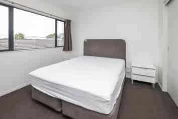 2/195 Massey St, Dinsdale