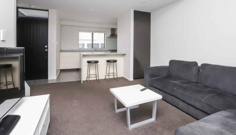 2/195 Massey St, Dinsdale