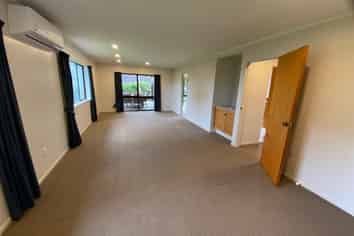 2/6 Waikato Pl, Meadowbank