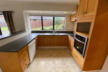 2/6 Waikato Pl, Meadowbank