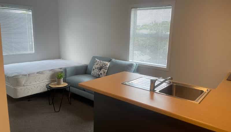 12/13 Crescent Court, Melville