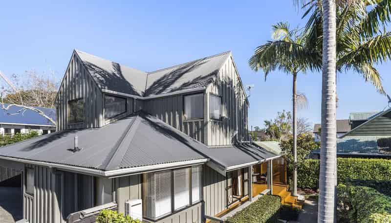 24a Aramoana Ave, Devonport