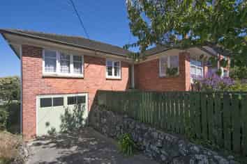 9 Locke Avenue, Mount Roskill