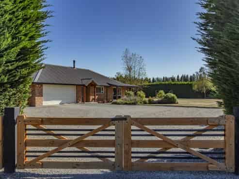 1095 Two Chain Road, Swannanoa