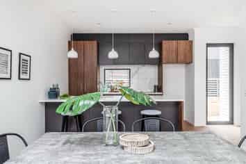 1F/Lot 31 Rutherford Street, Belmont