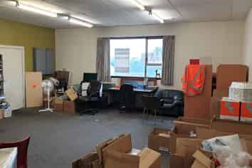 Single Office - 60.8m2