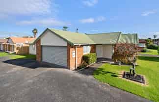 16 Maurice Borich Place, Henderson