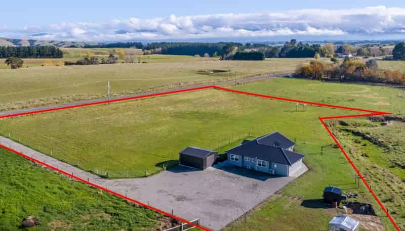 215 Millars Road, Gladstone