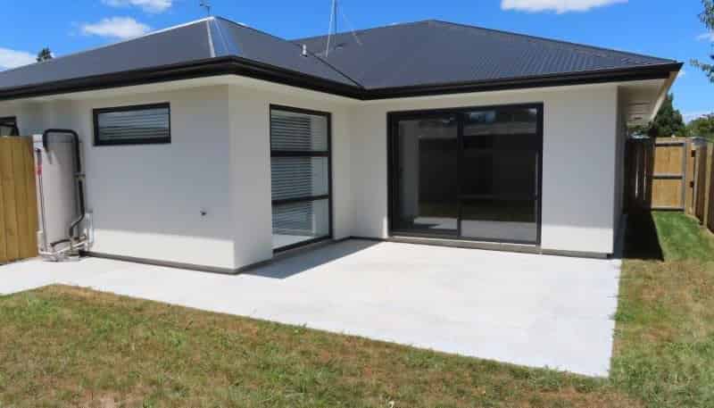 4/2 Opal Place, Chartwell