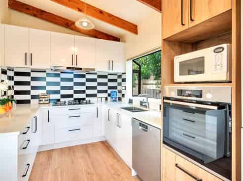 2/6a Inver Street, Glen Eden