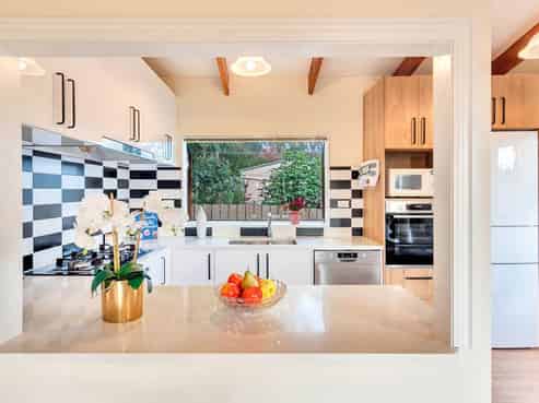 2/6a Inver Street, Glen Eden