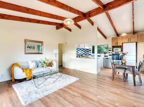 2/6a Inver Street, Glen Eden