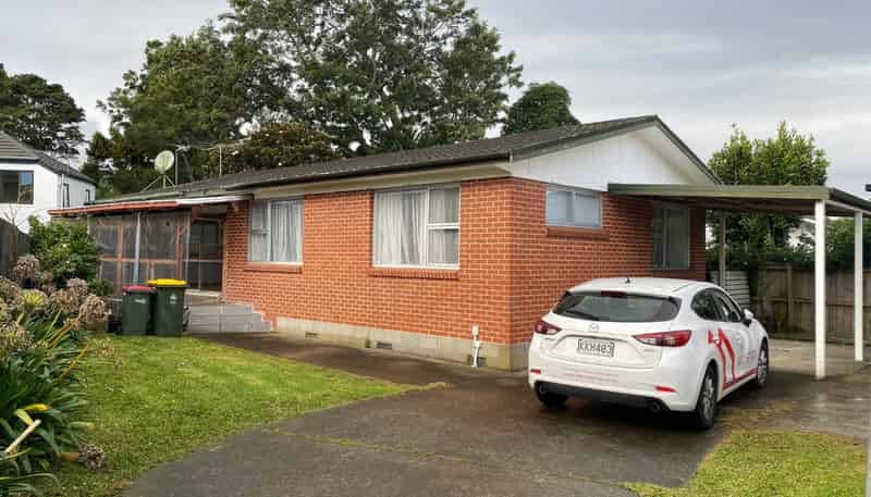 165 Edgewater Drive, Pakuranga