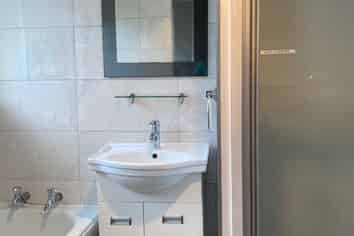 165 Edgewater Drive, Pakuranga