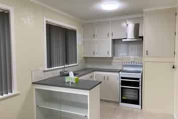 12 Vera Road, Te Atatu South