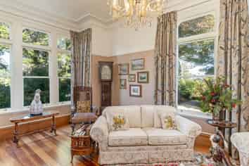 209 Kuratawhiti Street, Greytown