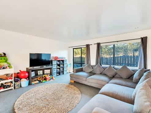 36 Carlas Way, Ranui