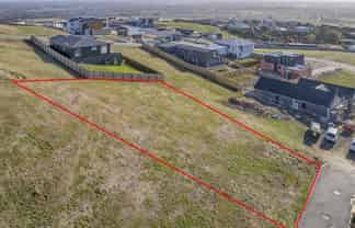 320 Worsleys Road, Cracroft