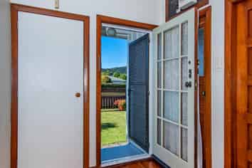 61 King Street, Kensington