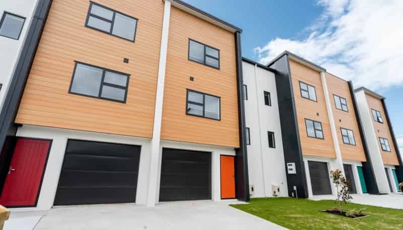 2f/2 Littler Place, Hillcrest