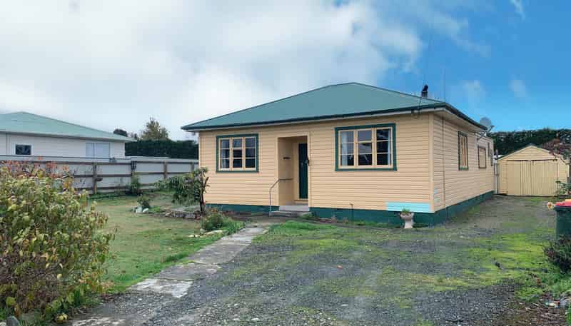 55 Bushyhill Street, 