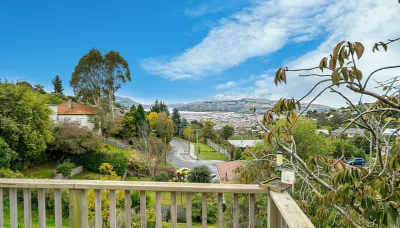 117 Riselaw Road, Calton Hill