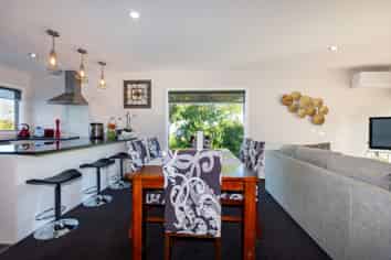 a/5 Braebank Lane, Te Atatu South