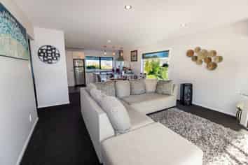 a/5 Braebank Lane, Te Atatu South