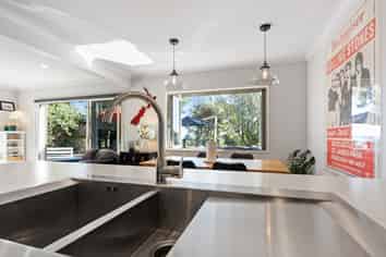 8 Tiller Court, Gulf Harbour