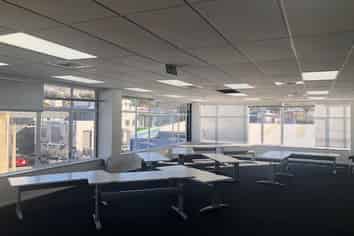 Big Floor, Modest Rent Rate, 100% Seismic and Park