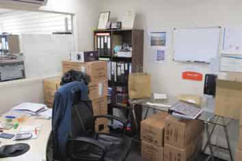 VERSATILE SMALL FRANKTON COMMERCIAL PREMISES