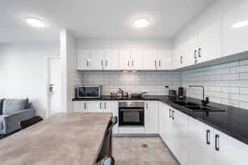 Government-Funded Investments – 9 Year Lease!