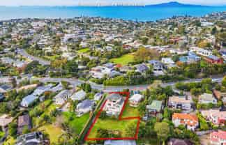 121 Browns Bay Road, Browns Bay