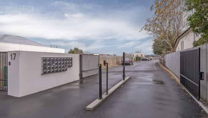 89-90/17 Bunyan Street, Waltham