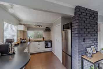 41A Ryan Crescent, Greenmeadows