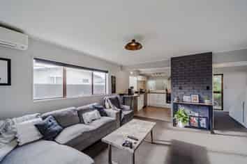 41A Ryan Crescent, Greenmeadows