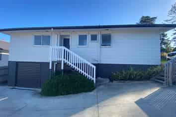 380 East Coast Road, Sunnynook