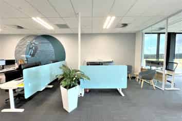 GORGEOUS FITTED HIGHBROOK SUBLEASE