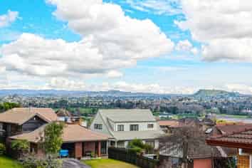 1/8 Kincraig Pl, Highland Park